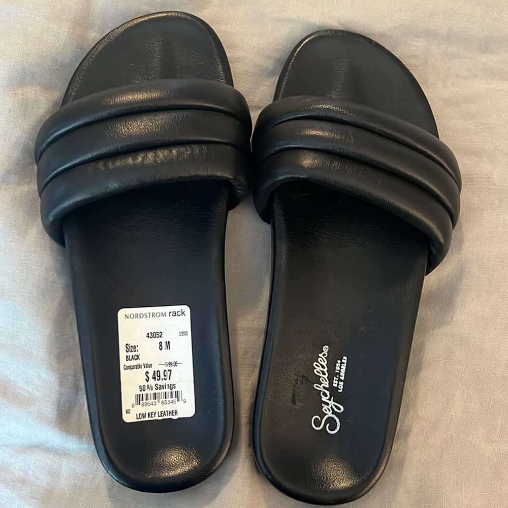 Seychelles sandals never worn